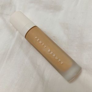 SALE!!! Fenty Beauty Soft Matte Foundation 260